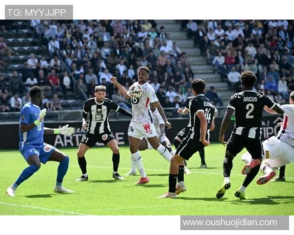 埃因霍温FC迎战罗达JC争夺荷甲积分榜关键战役 埃因霍温FC迎战罗达JC争夺荷甲积分榜关键战役