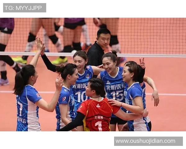 蒙通联与鹿岛鹿角激战正酣比分悬念迭起引人关注 蒙通联与鹿岛鹿角激战正酣比分悬念迭起引人关注